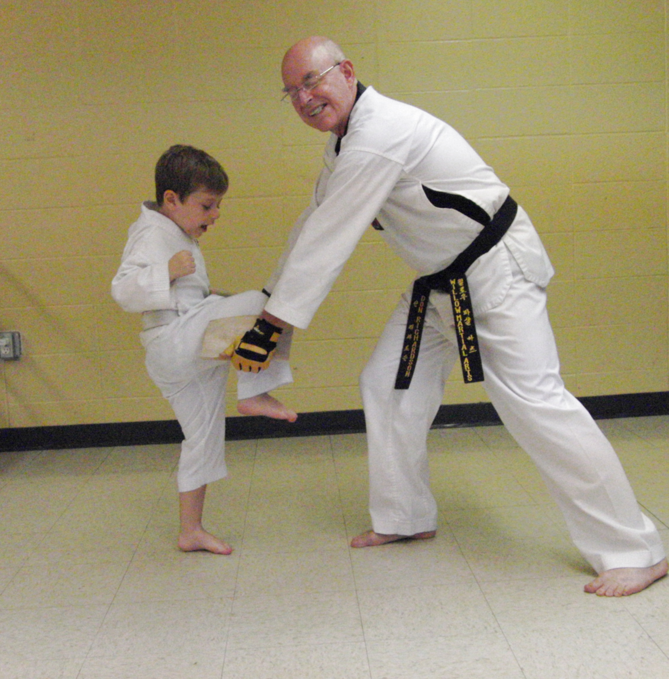 Taekwondo ages 10 +